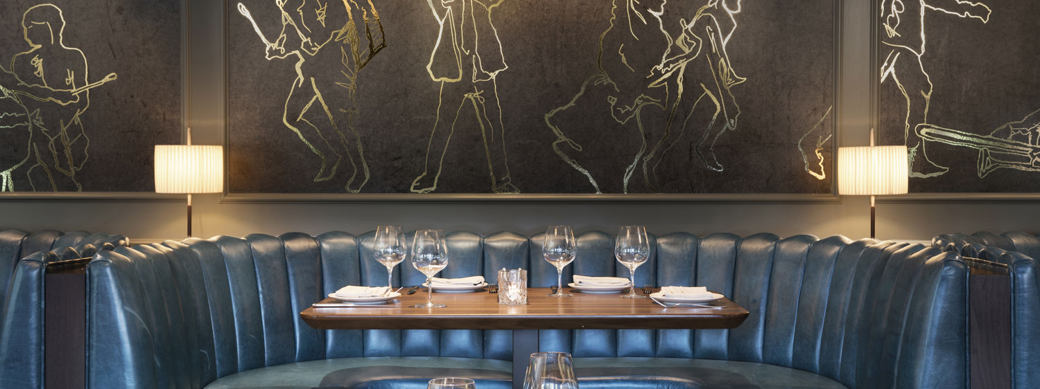 Restaurant Seating With Wall Art
